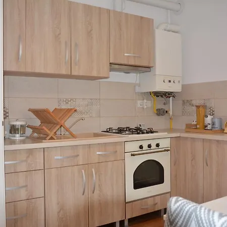 Apartment Cozy Apartment Close To The City Center